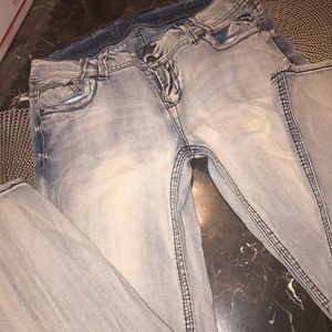 Adorable boot cut jeans
